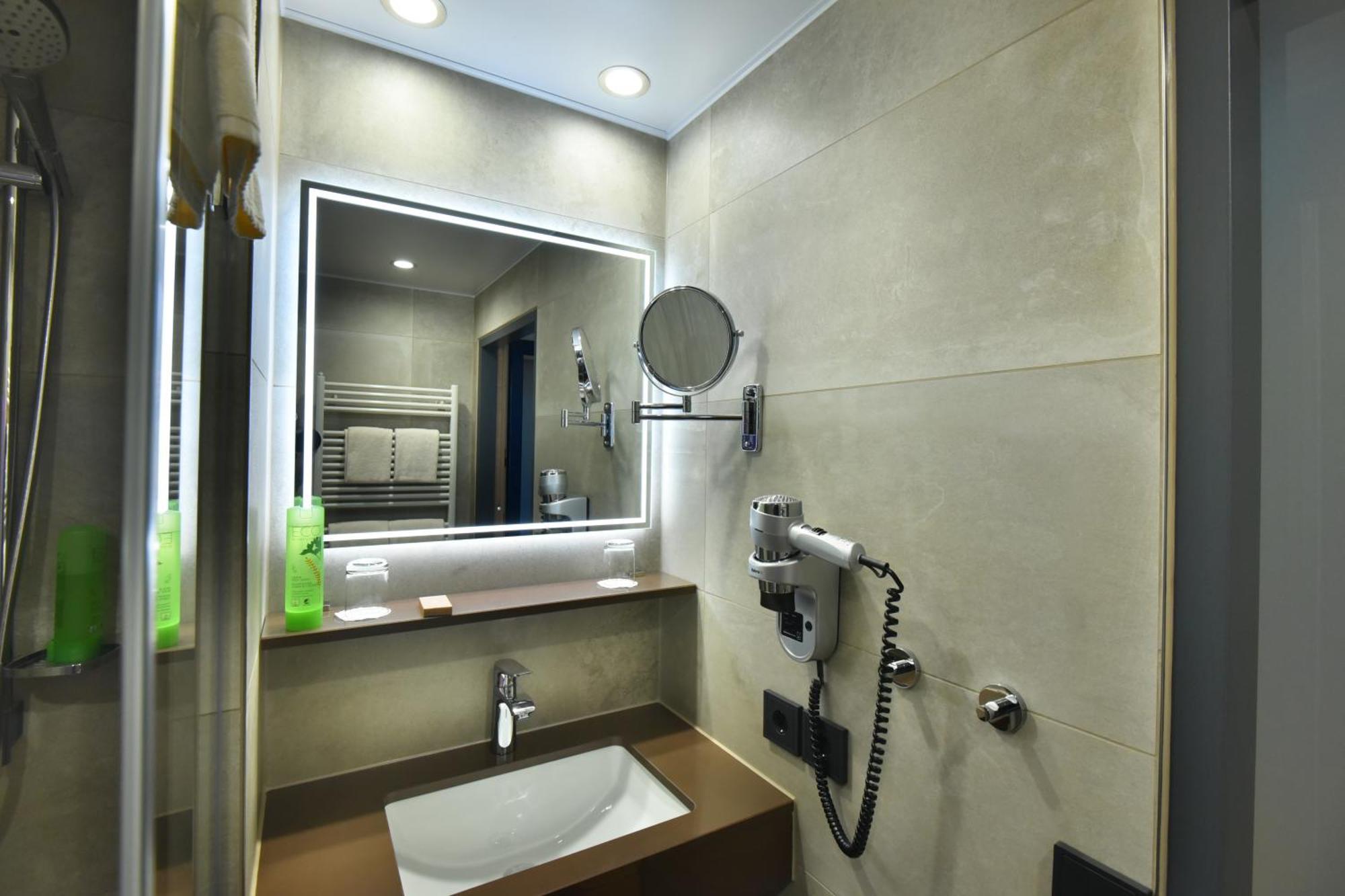 Bio-Seehotel Zeulenroda Room photo